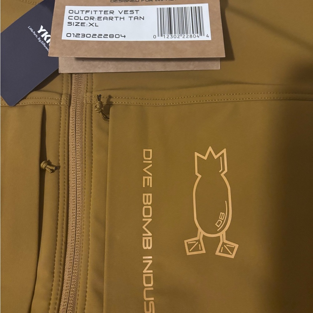 DIVE BOMB industries Outfitter hunting vest in earth tan. NWT - Picture 3 of 10